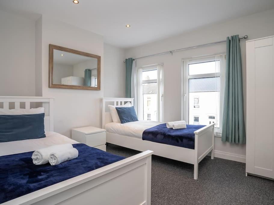 Cozy Townhouse, Walking Distance To Belfast City Esterno foto